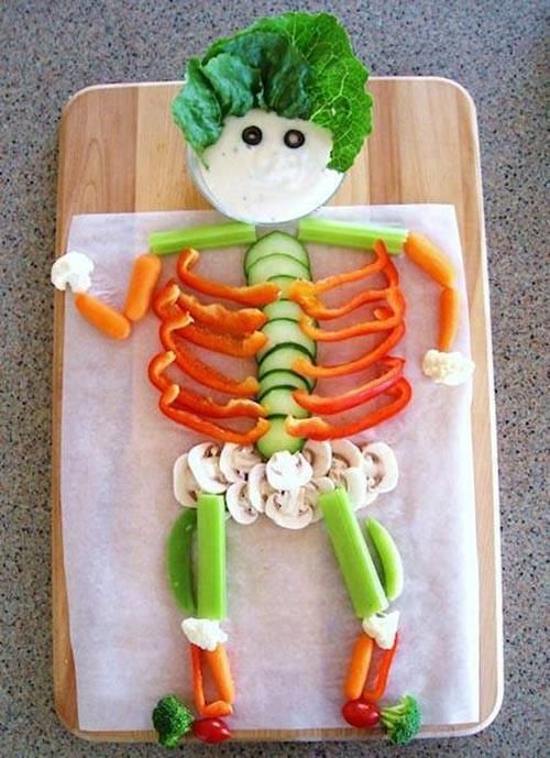 Esqueleto formado de legumes (Foto: Reprodução)